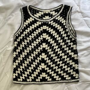 Black and White Cropped Graphic Tank Top